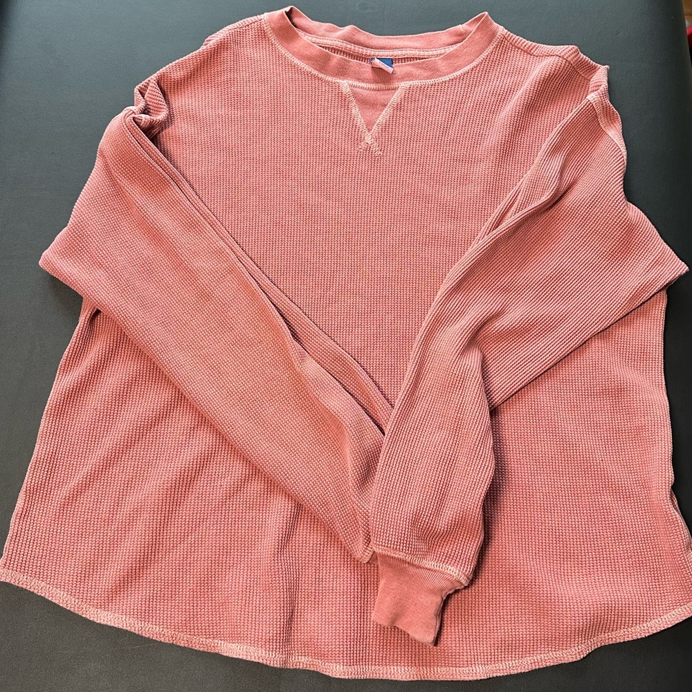 XS women’s long sleeve pinkish purple long-sleeve shirt